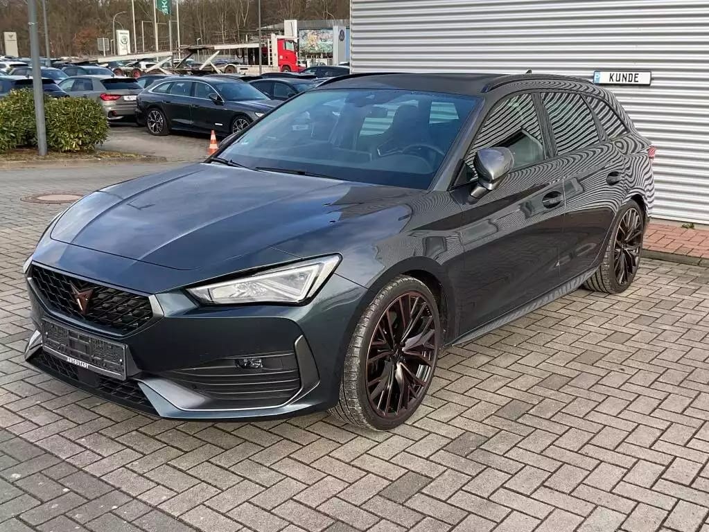 Cupra Leon SP VZ CUP 2.0 TSI 300 CH - Photo 1