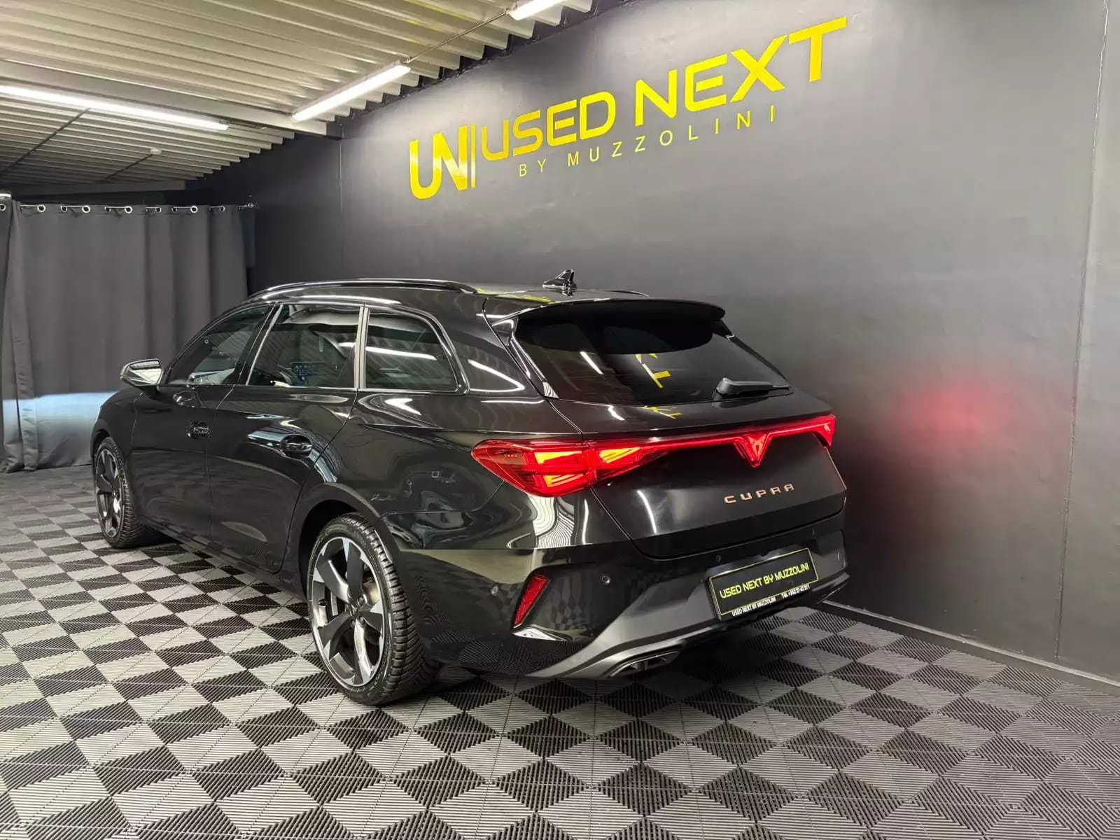 Cupra Leon SP 1.5 eTSI 150 CH DSG7 NEW MODEL - Photo 1