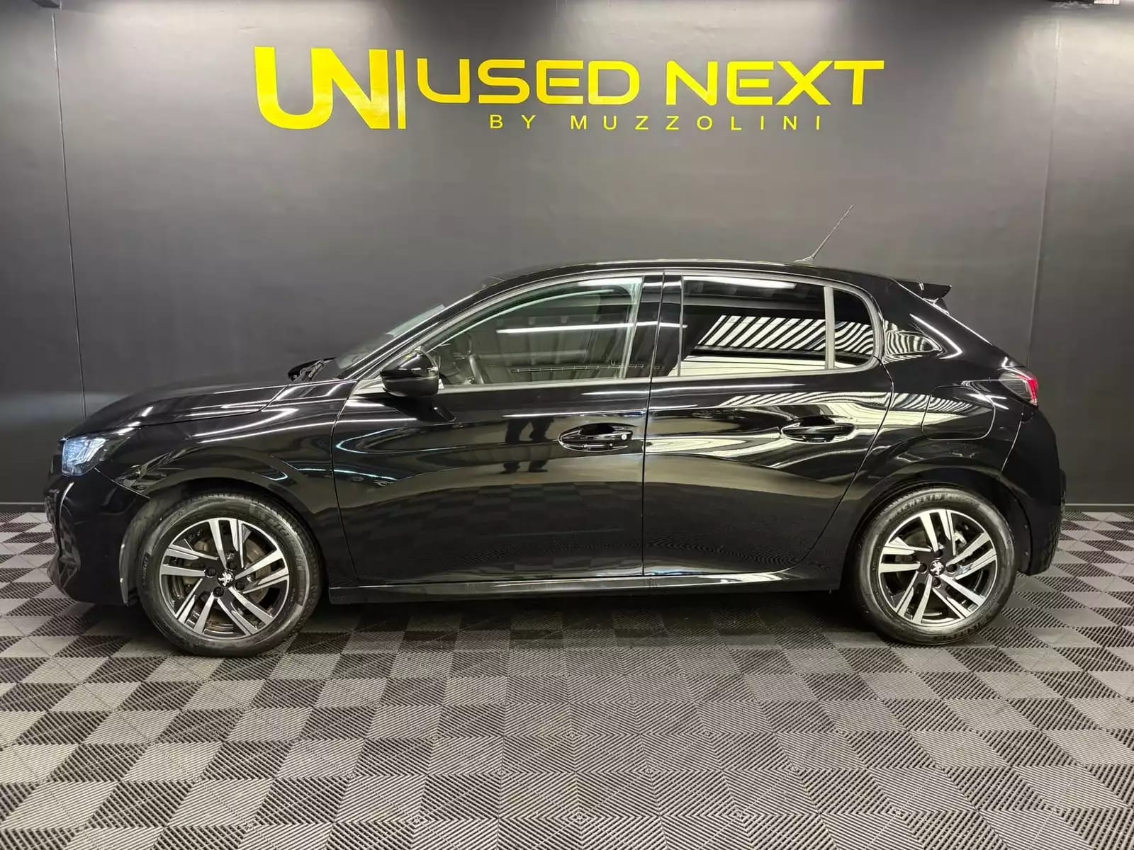 Peugeot 208 1.2 Allure 100cv Clim auto / Régulateur / Sièges chauffants - Photo 1