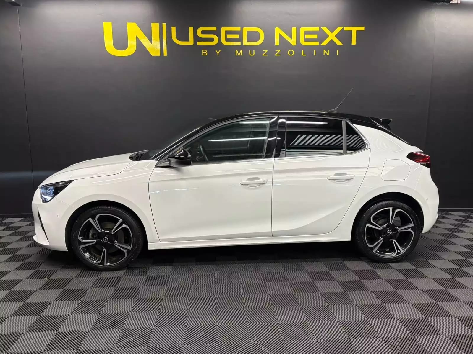 Opel Corsa TURBO Sport 1.2 100cv Man6 / Toit Panoramique - Caméra - Régulateur - Photo 1