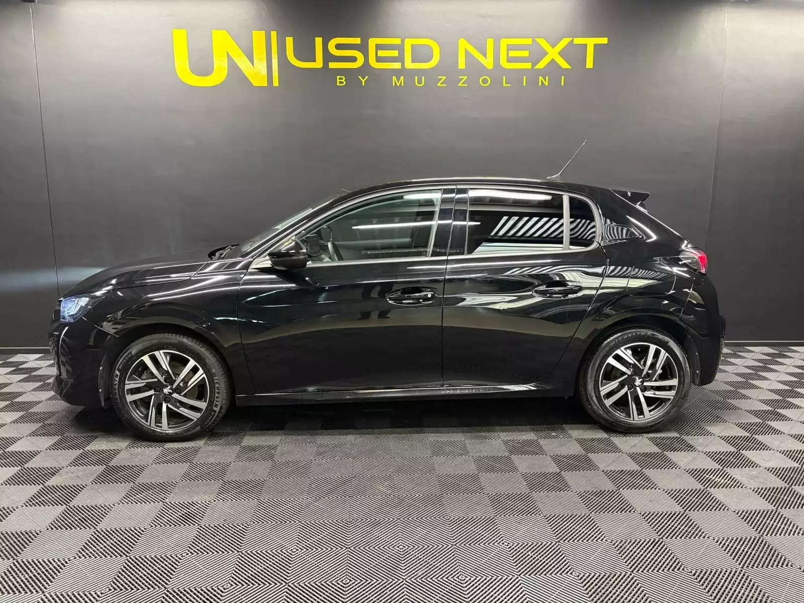 Peugeot 208 1.2 Allure 100cv Camera / Régulateur / Sièges chauffants - Photo 1