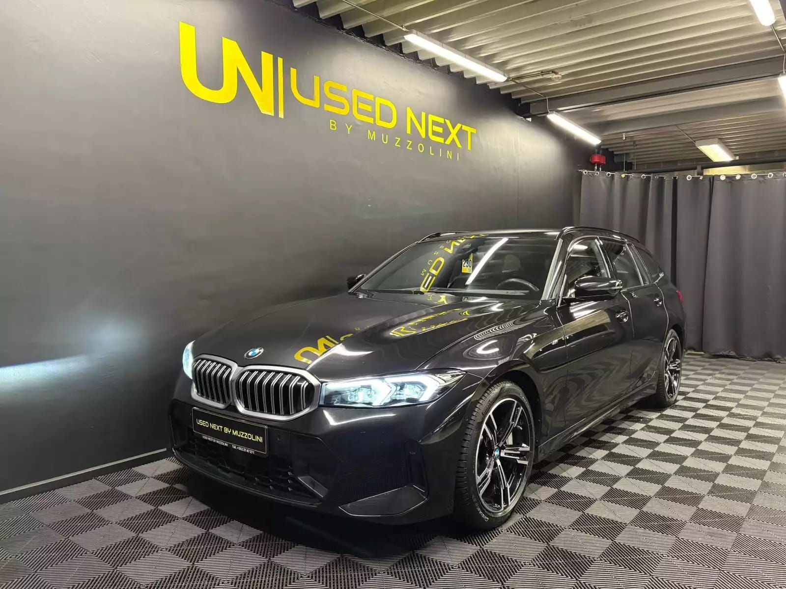 BMW 330 M-Sport Touring auto - Photo 1