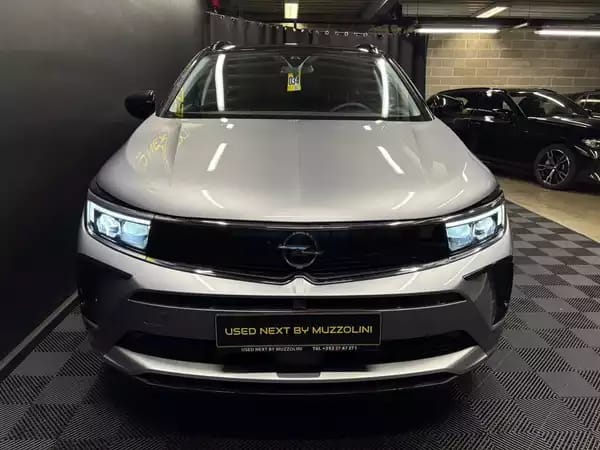 Opel Grandland ULTIMATE 1.5 DIESEL 130 EAT8 - Photo 2