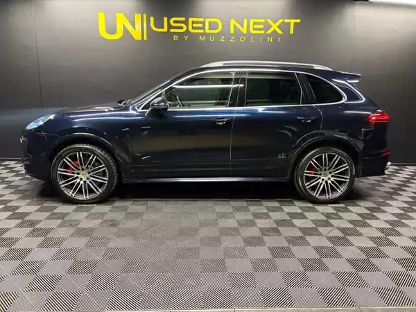 Porsche Cayenne 4.8 V8 Turbo 520cv PANO/CUIR/CAM360 - Photo 3
