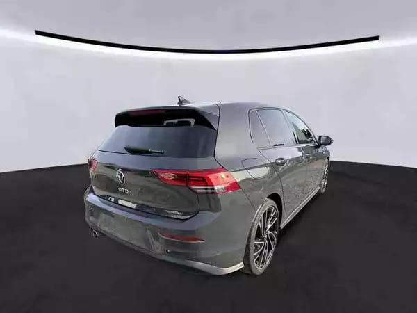 Volkswagen Golf GTD 2.0 TDI 200 CAMERA/ATTELAGE/ACC - Photo 2