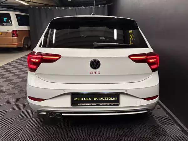 Volkswagen Polo GTI 2.0 tsi 207cv - Photo 2
