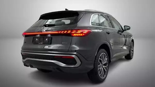 Audi Q5 TDI 204CV S-line Edition quattro - Photo 2