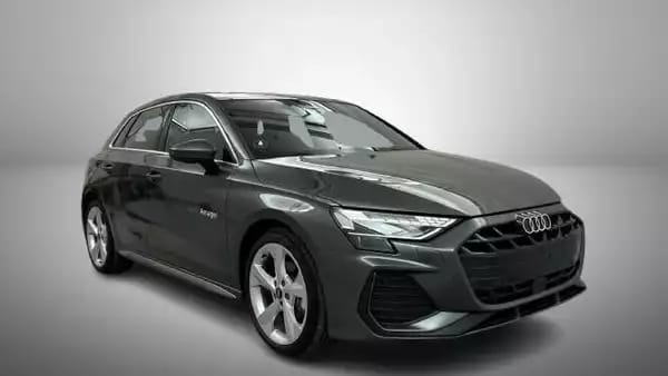 Audi A3 35 TFSI 150cv Sline S-tronic PANO/CAMERA/ACC - Photo 2