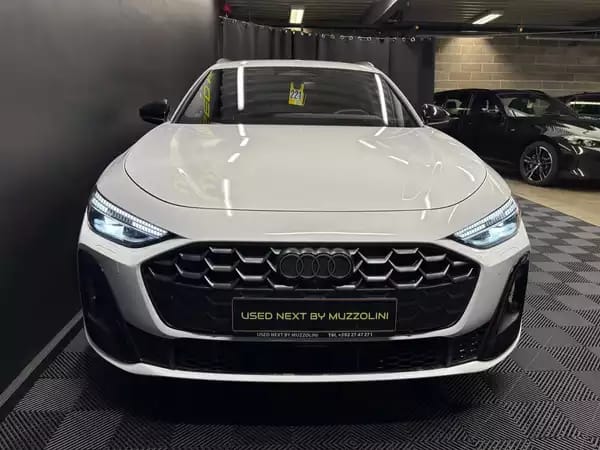 Audi A5 AVANT 40 tfsi 204cv S-Line Edition - Photo 2
