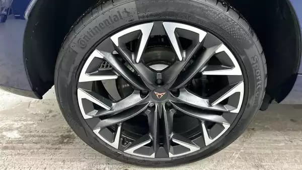 Cupra Terramar VZ 2.0 TSI 265cv 4x4 PANO/ATTELAGE/CAM360 - Photo 3