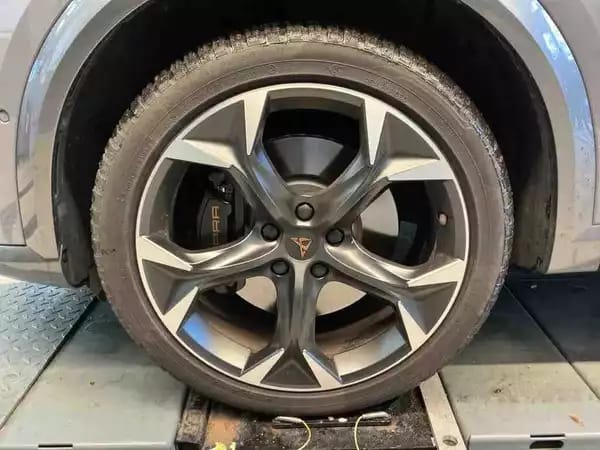 Cupra Formentor VZ 245cv PHEV CAMERA360/MATRIX/ATTELAGE - Photo 2