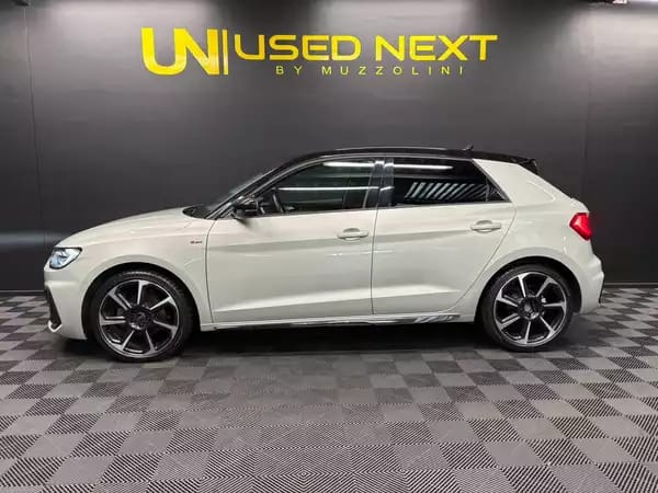 Audi A1 30 TFSI 115cv S-TRONIC Black Edition - Photo 3
