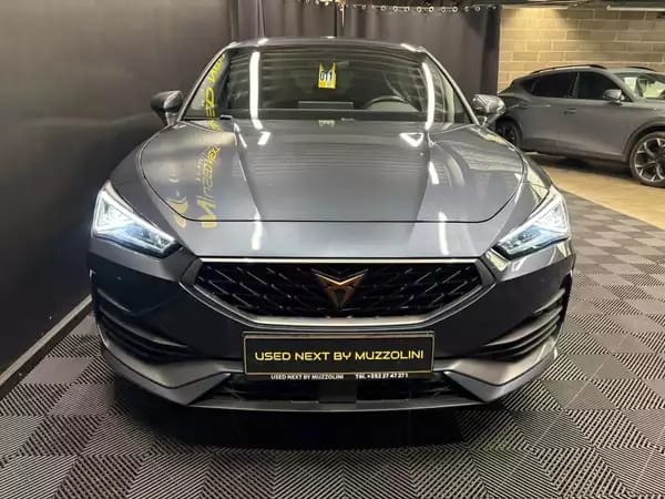 Cupra Leon 2.0 DSG7 300cv - Photo 2