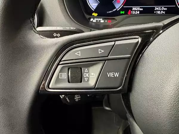 Audi Q2 35 TFSI 150cv S-line S-tronic - Photo 3