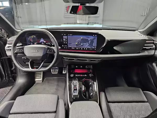 Audi A5 AVANT 40 tfsi 204cv S-Line+ - Photo 2