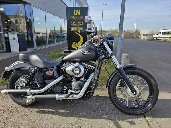 Harley-Davidson Dyna Street Bob 1690 cm3 103ci - Photo 2