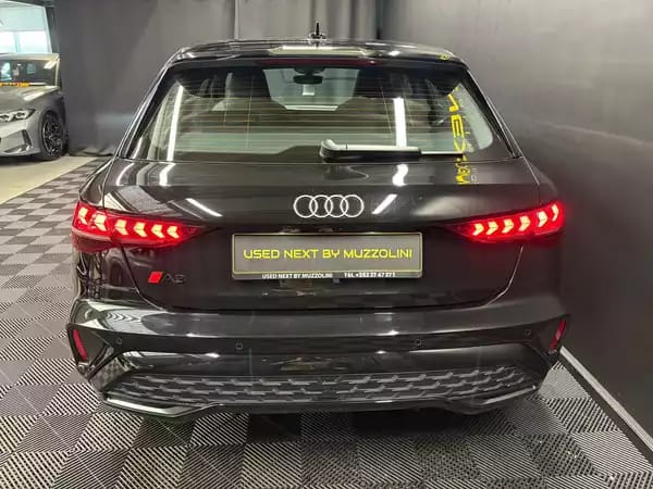 Audi A3 35 TDI - S-LINE EDITION PANO/LED/CAMERA - Photo 2