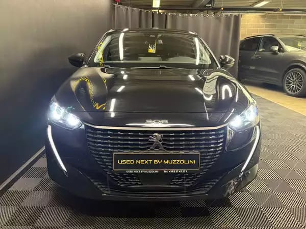 Peugeot 208 1.2 Allure 100cv Clim auto / Régulateur / Sièges chauffants - Photo 2