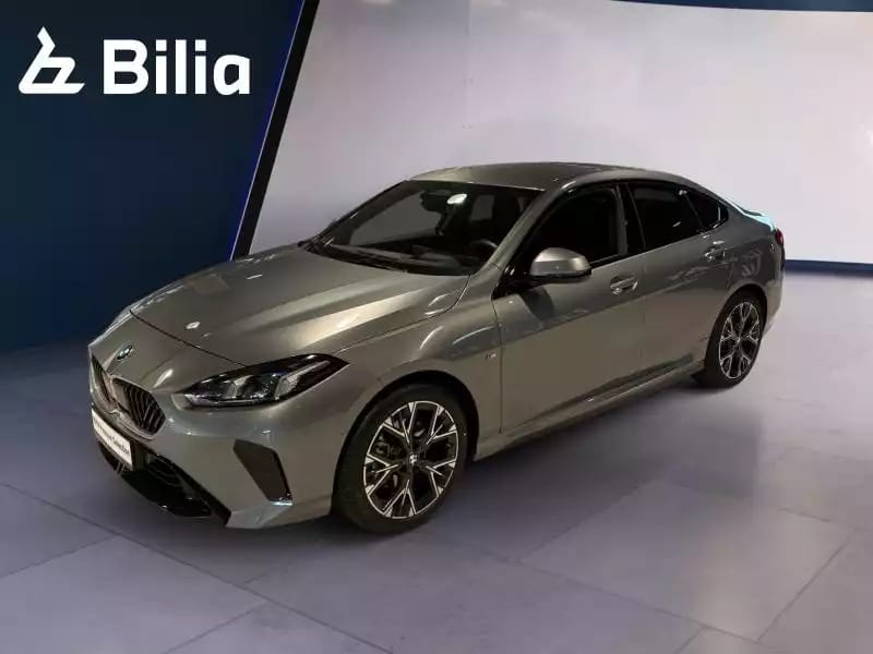 BMW 220 i pack M 2025 non plug-in - Photo 1