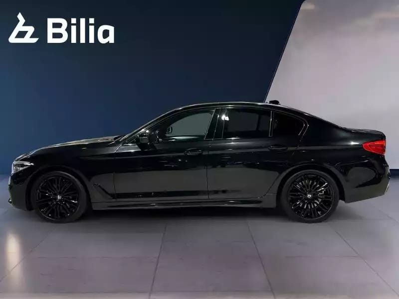 BMW 530 530i m-sport - Photo 1