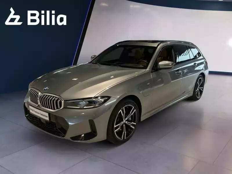 BMW 330 330e xDrive Touring M Sport - Photo 1
