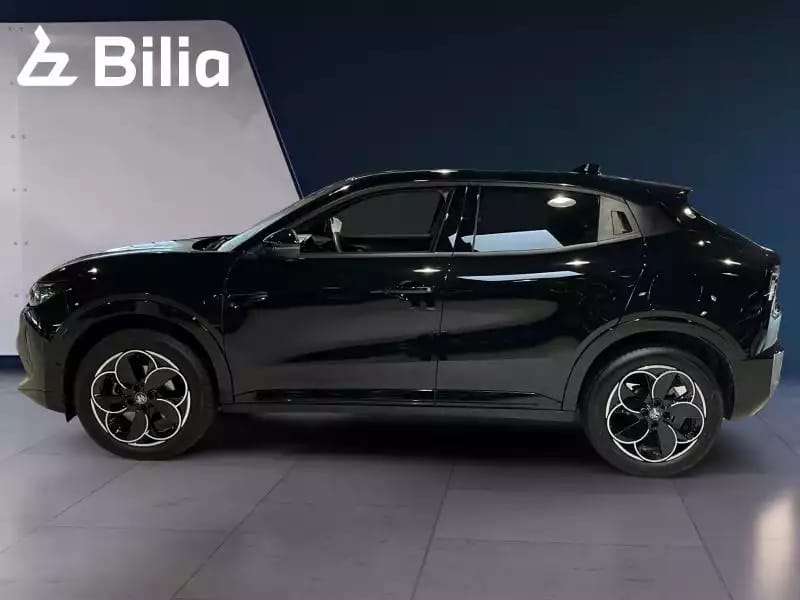 Alfa Romeo Junior 1.2 Hybrid 136 eDCT6 TI - Photo 1