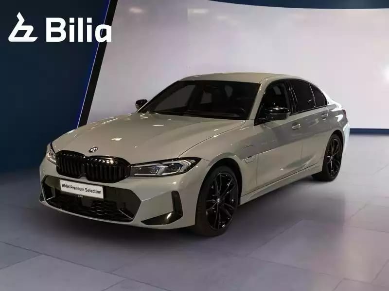 BMW 330 330e xDrive M Sport - Photo 1