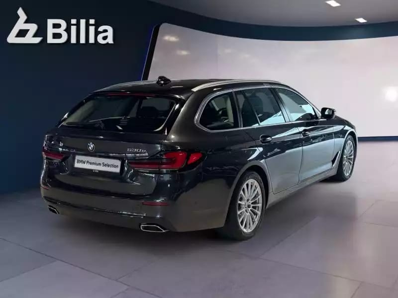BMW 530 e xDrive - Photo 1