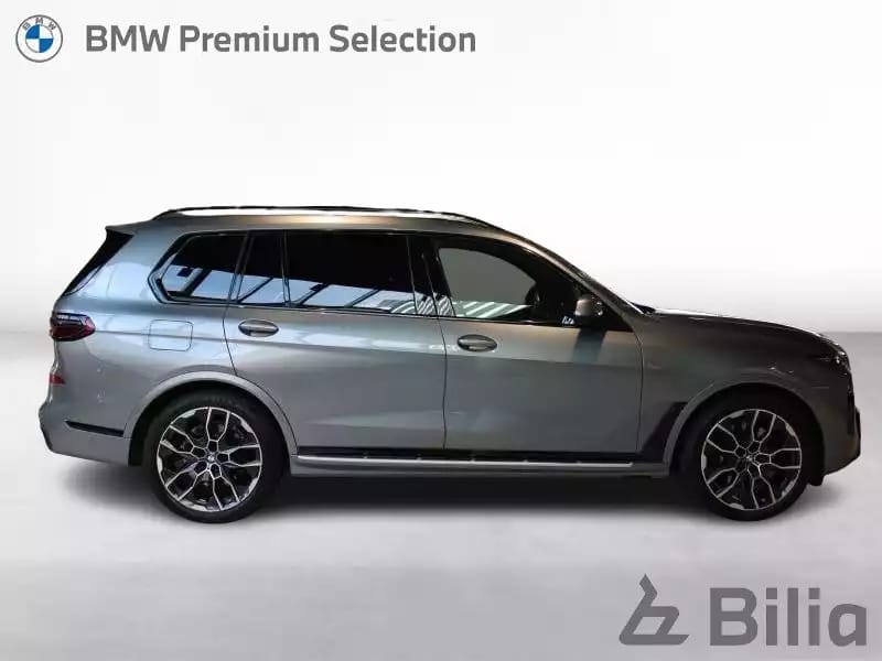 BMW X7 xDrive 40i PACK M 2023 - Photo 1