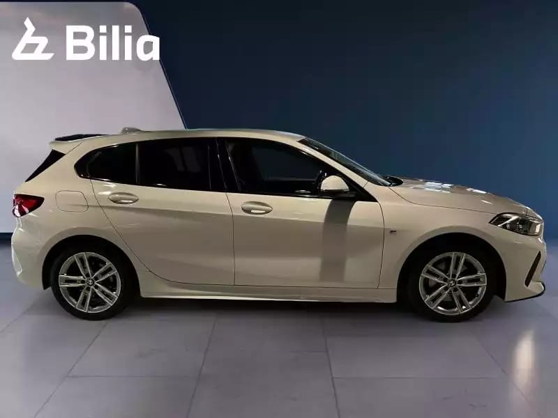 BMW 118 118i pack M 2024 - Photo 1