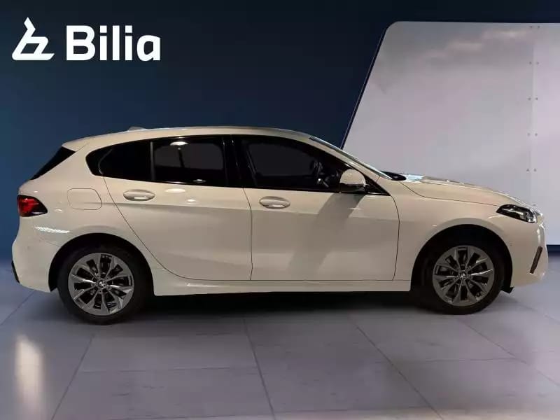 BMW 118 118d advantage - Photo 1