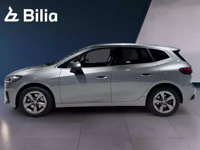 BMW 218 218i ActivTourer advantage - Photo 1