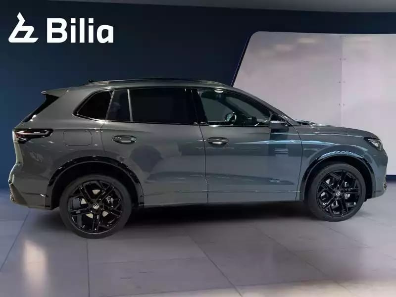 Volkswagen Tiguan Tiguan TFSI R-Line - Photo 1