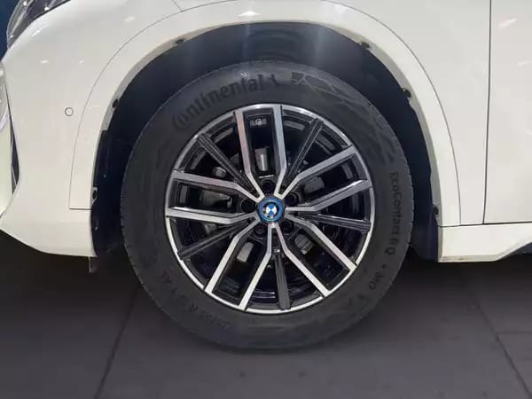 BMW iX1 ix1 M-Sport 20e - Photo 3