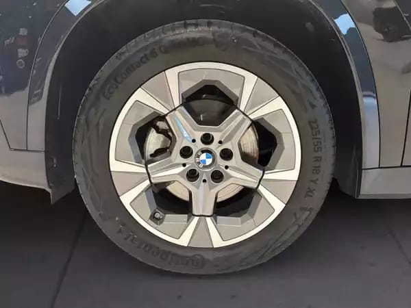 BMW X1 X1 xLine 18i - Photo 3