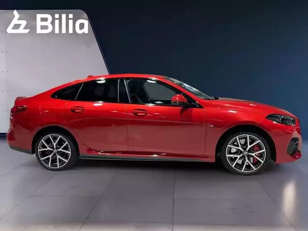 BMW 220 220i M-Sport - Photo 2