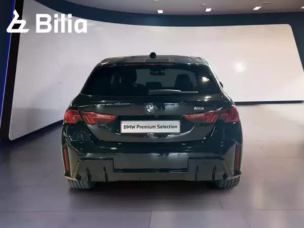 BMW 123 123i xDrive - Photo 3