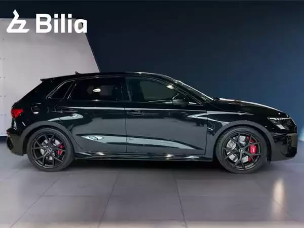 Audi RS3 Sportback 2024 - Photo 2