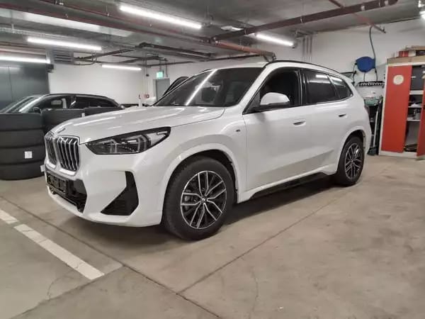 BMW X1 sDrive20d pack M - Photo 2