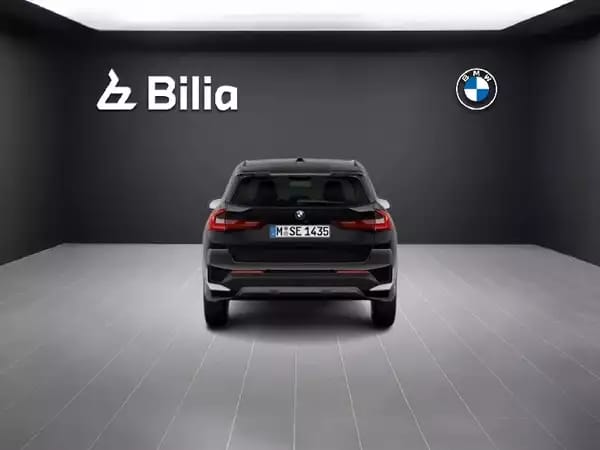 BMW X1 sDrive 18d 2025 - Photo 3