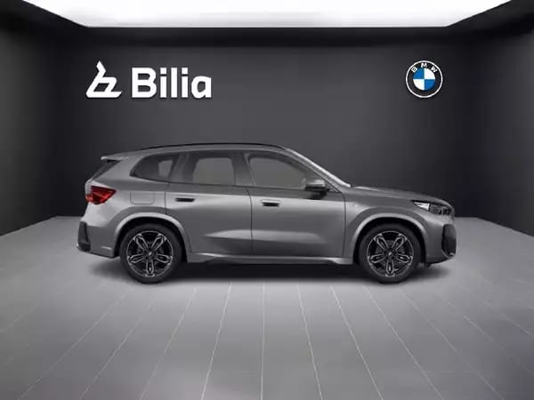 BMW X1 X1 sDrive18d M Sport - Photo 2