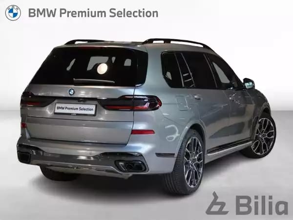 BMW X7 xDrive 40i PACK M 2023 - Photo 2
