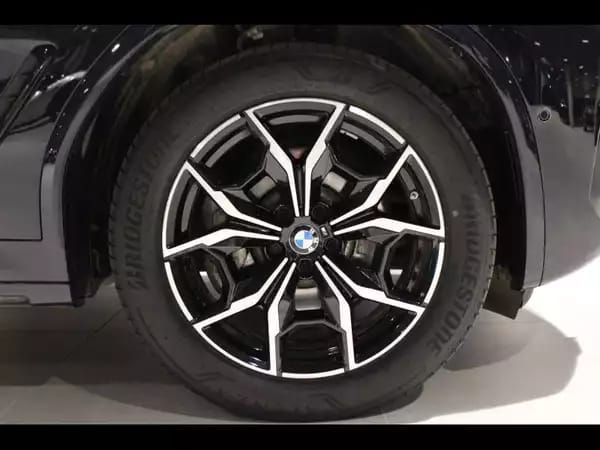 BMW X3 xDrive30d pack M 2024 - Photo 3