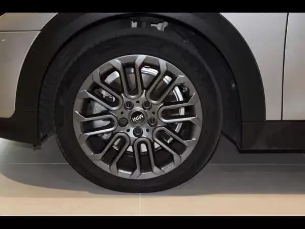 MINI Cooper C 2024 - Photo 3