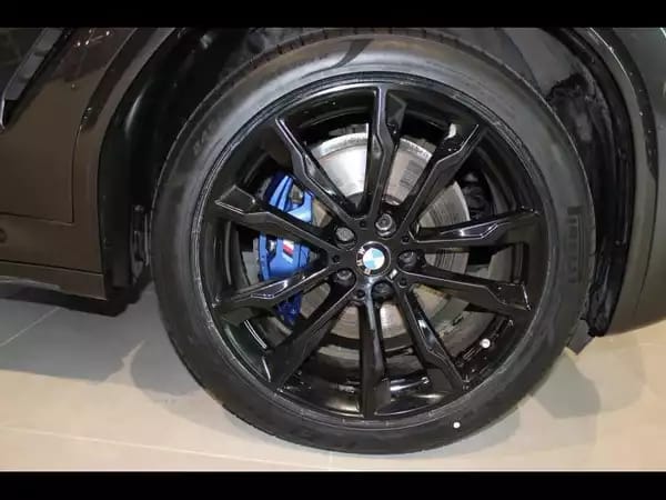 BMW X4 PACK M // 2023 - Photo 3