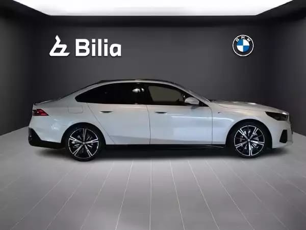 BMW 520 d xDrive pack M 2024 - Photo 2