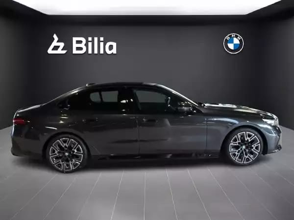 BMW 520 D xDrive - Photo 2