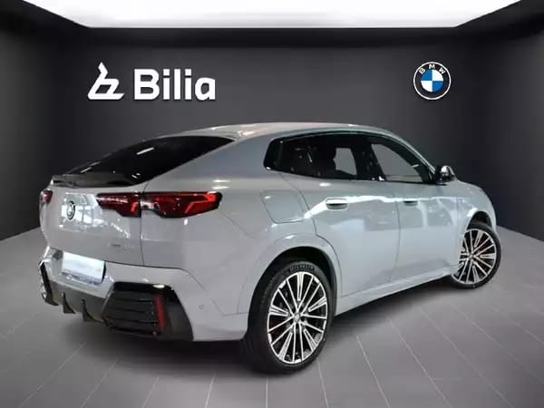 BMW X2 xDrive20d pack M 2024 - Photo 2