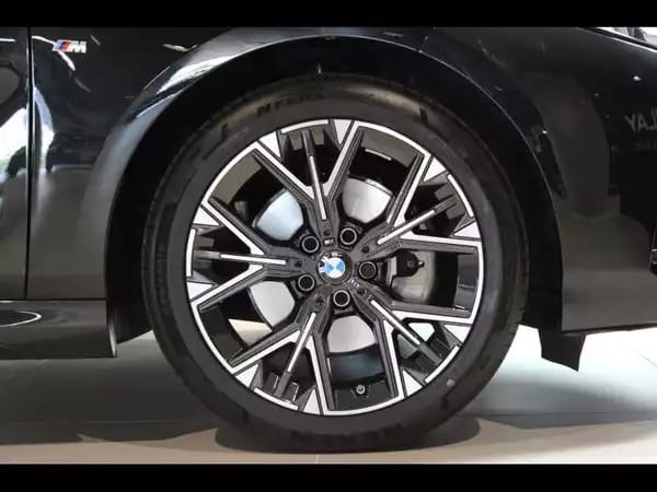 BMW 120 i pack M 2025 - Photo 3