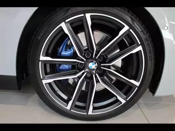 BMW 240 i pack M 2024 - Photo 3